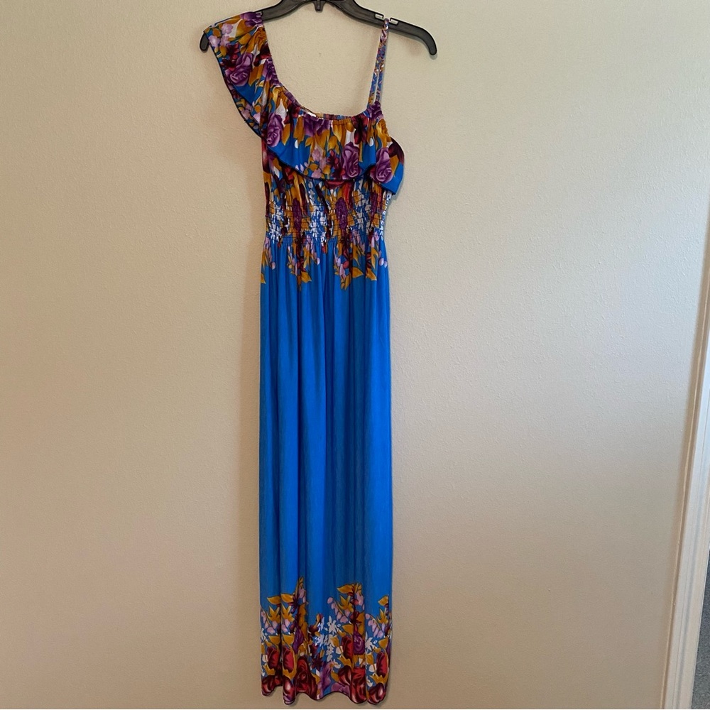 LAST CALL! Donating next week OB Fashion euc long Hawaiian dress xxl